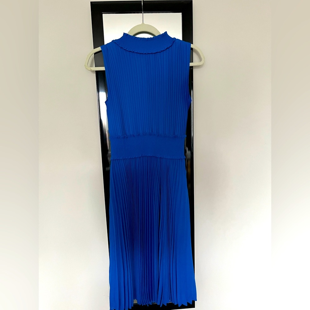 LAST CHANCE! Nanette Nanette Lepore Pleated Midi Dress, Size 4